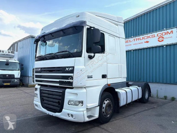 Traktor DAF XF105 105460 SPACECAB (ZF-MANUAL GEARBOX / 2x DIESELTANK / MX-ENGINE BRAKE / AIRCONDITIONING / FRIDGE / ETC.)