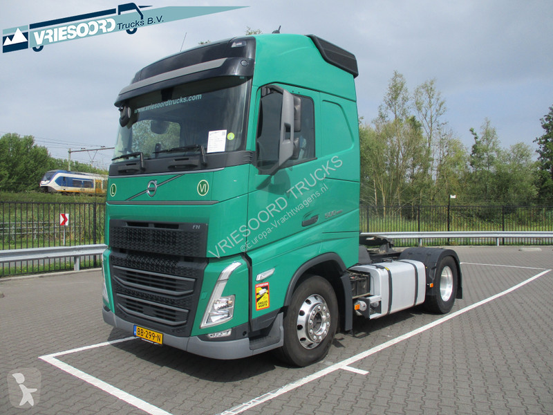 Traktor Volvo 500 VTA3T