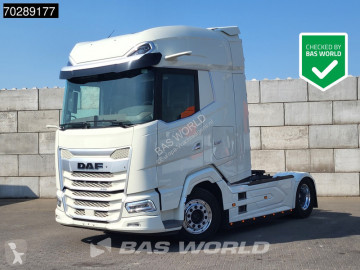 Traktor DAF XG + 530 4X2 Retarder 2x Tanks Standklima Leather Alcoa's