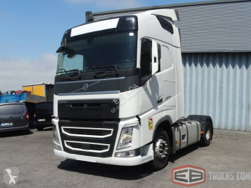 Traktor Volvo