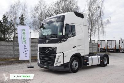 Cabeza tractora Volvo