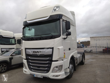 Cabeza tractora DAF