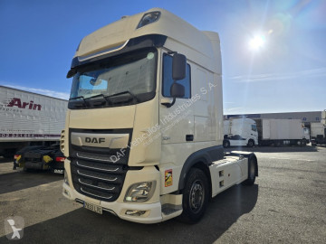 Cabeza tractora DAF