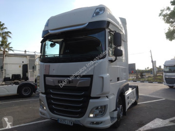 Traktor DAF