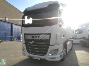 Cabeza tractora DAF