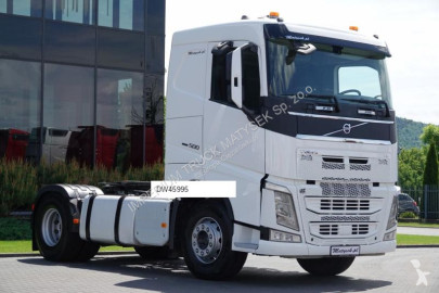 Cabeza tractora Volvo
