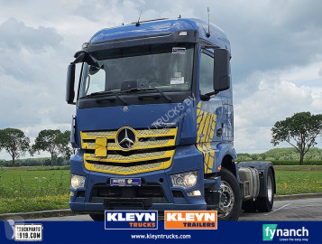 Traktor Mercedes