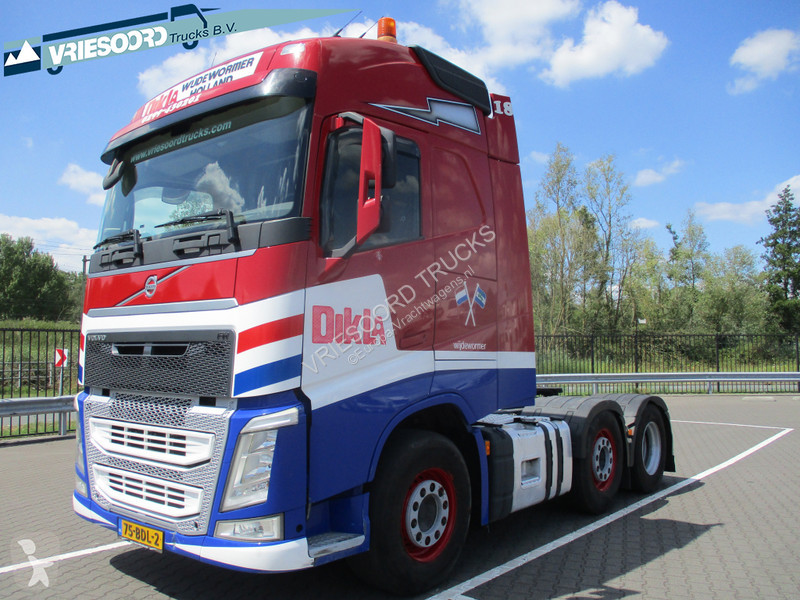 Tracteur Volvo 420 PK