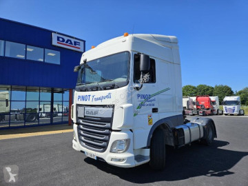 Traktor DAF XF 510