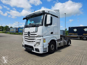 Traktor specialtransport Mercedes