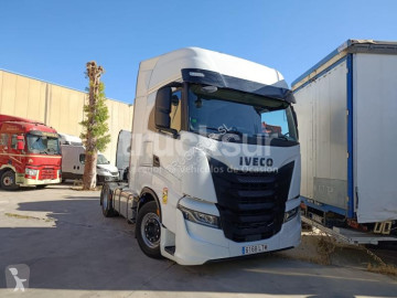 Cabeza tractora Iveco