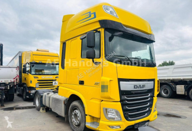 Traktor DAF XF460