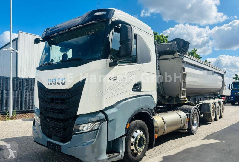 Tractor Iveco S-WAY 460