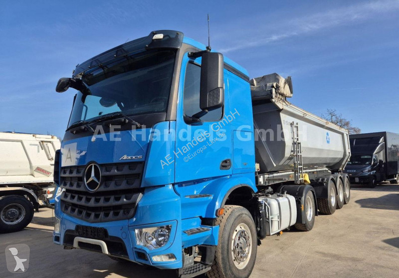 Tahač Mercedes