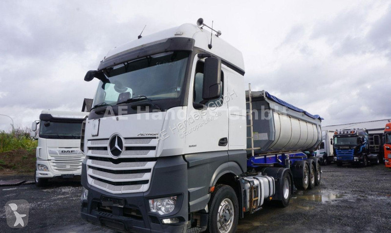 Traktor Mercedes 1851