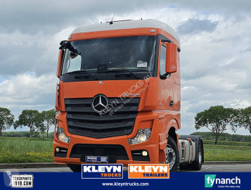 Traktor Mercedes