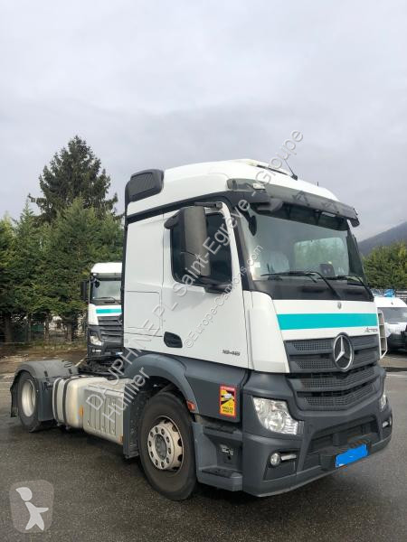 Tracteur Mercedes 1846 LS