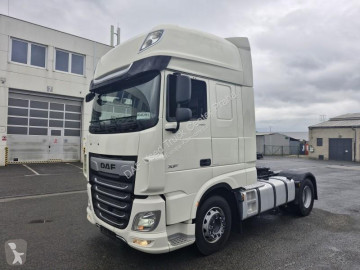 Cabeza tractora DAF