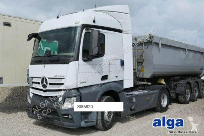 Cabeza tractora Mercedes