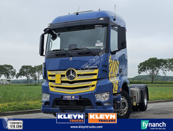 Traktor Mercedes