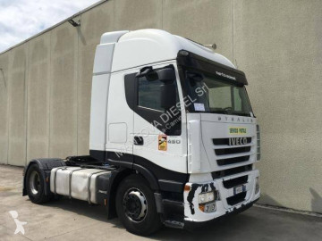 Traktor Iveco