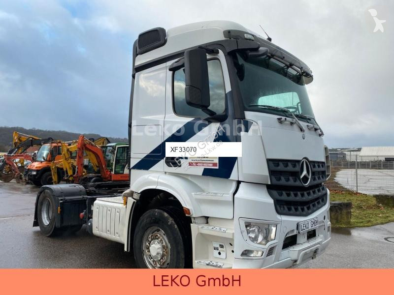 Traktor Mercedes 4x4 Euro 6 Kipphydraulik