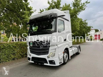 Traktor specialtransport Mercedes