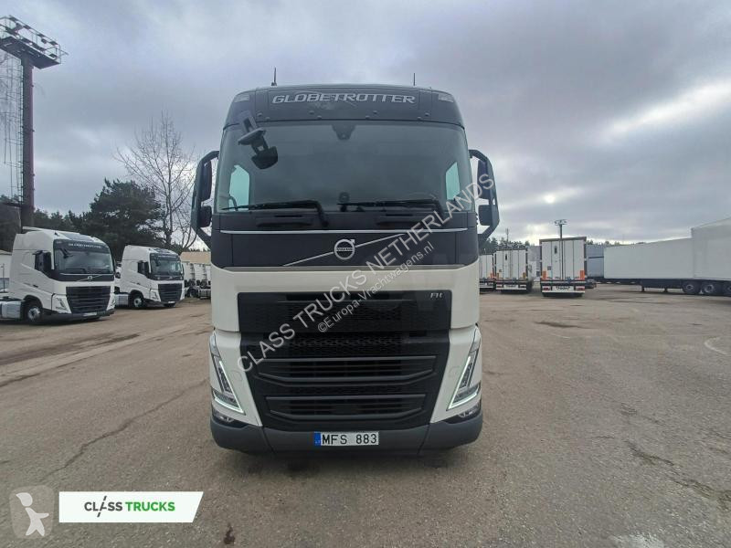 Tahač Volvo 500 Globetrotter XL Varios