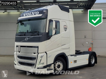 Cabeza tractora Volvo