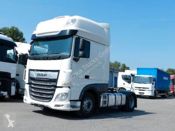 Cabeza tractora DAF