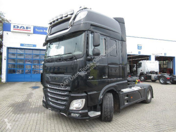 Cabeza tractora DAF