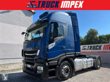 Traktor Iveco