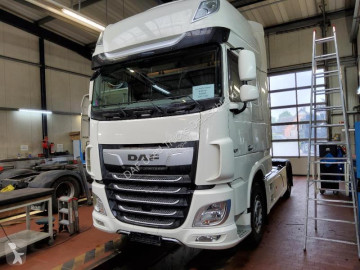 Cabeza tractora DAF