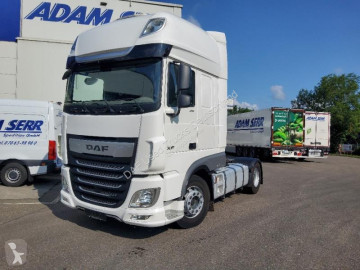 Cabeza tractora DAF