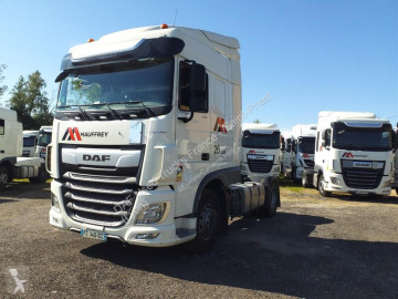 Traktor DAF
