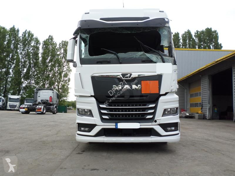 Tracteur MAN 18.520