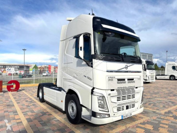 Cabeza tractora Volvo