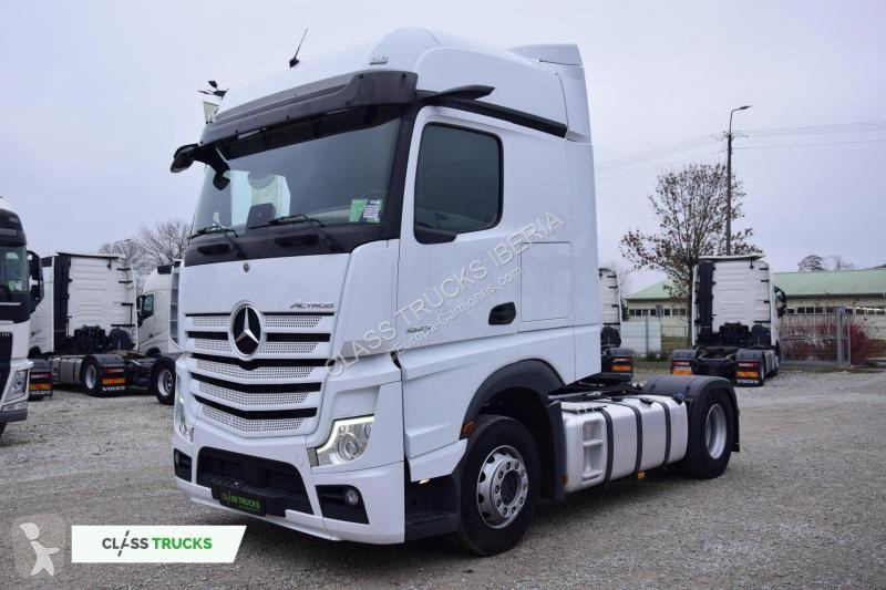 Traktor Mercedes 5 1845 BigSpace, Max tanks
