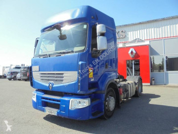 Tracteur produits dangereux / adr Renault