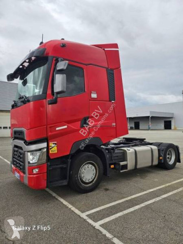 Traktor Renault T520 High cab