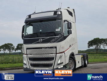 Cabeza tractora Volvo