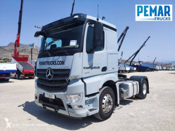 Traktor Mercedes