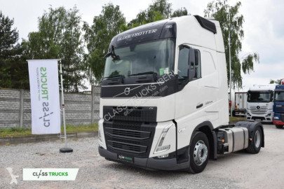 Cabeza tractora Volvo