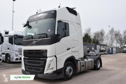 Cabeza tractora Volvo