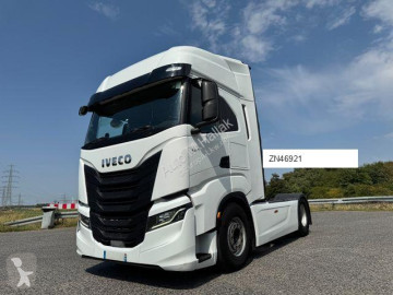 Cabeza tractora Iveco