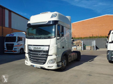 Cabeza tractora DAF