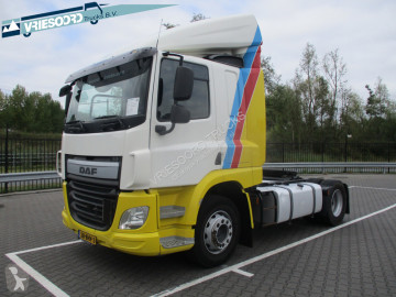 Traktor DAF