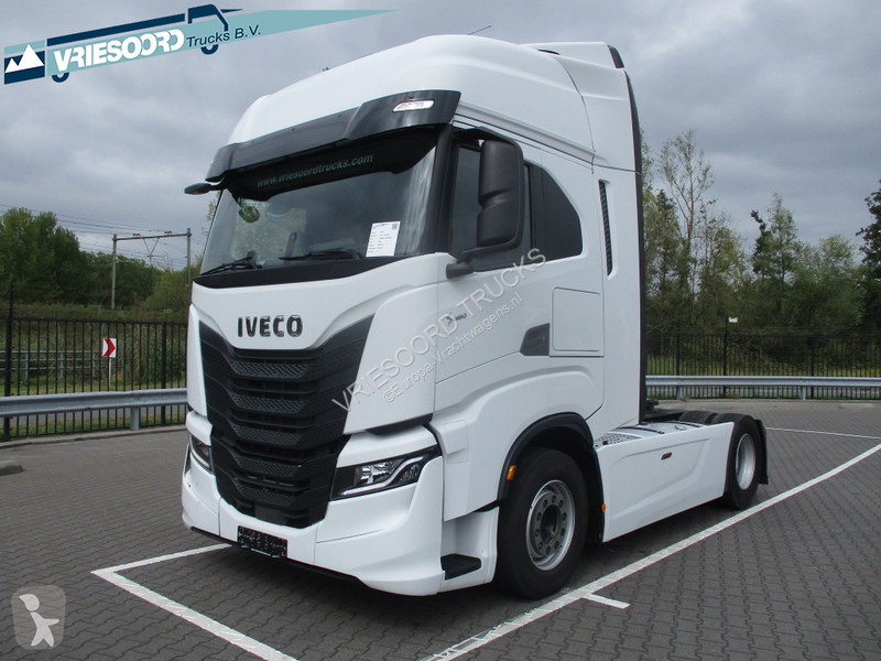 Traktor Iveco S-way 460 PK