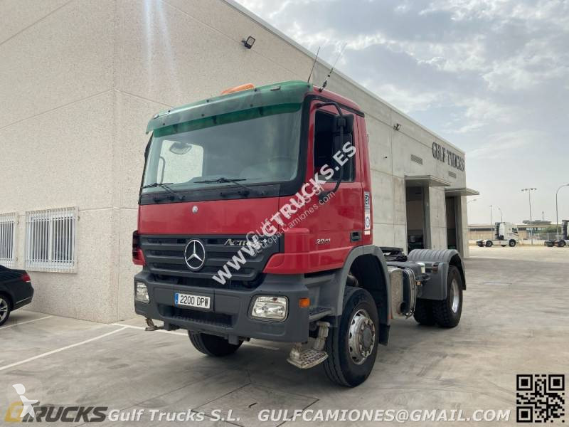Cabeza tractora Mercedes