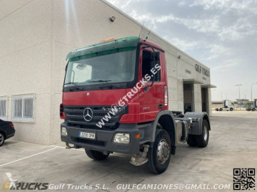 Cabeza tractora Mercedes